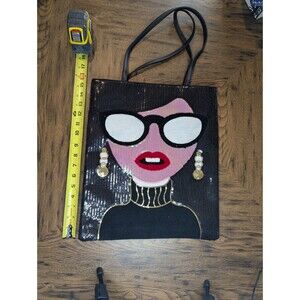 Sassy Lady Purse Sleek Glamour Fashion Women With Earrings Glasses Bag W/Handle